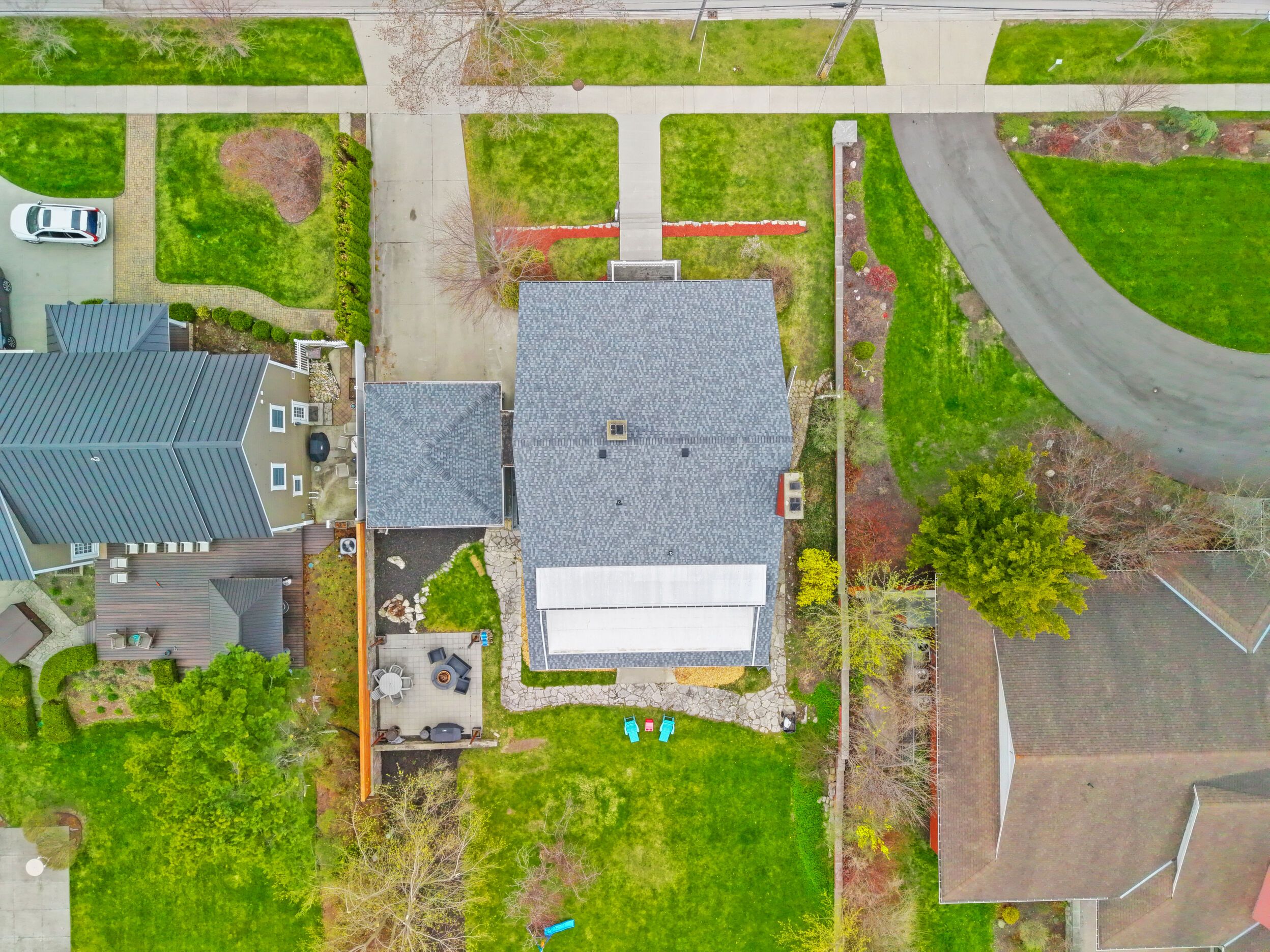 Photo 10 of the property